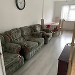 Cosy Room In London Beckton